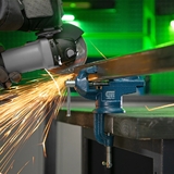 Тиски слесарные, настольные, поворотные, ширина рабочих губок 65мм, наковальня, Сибртех 18672