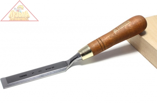 Стамеска плоская изогнутая с ручкой WOOD LINE PLUS 7 мм /NAREX/ 813307