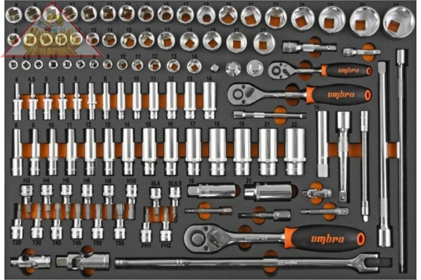 OMT111STE Набор головок торцевых 1/4", 3/8", 1/2" DR с аксессуарами в EVA ложемете 5н60x375 мм, 111 предметов.OMBRA