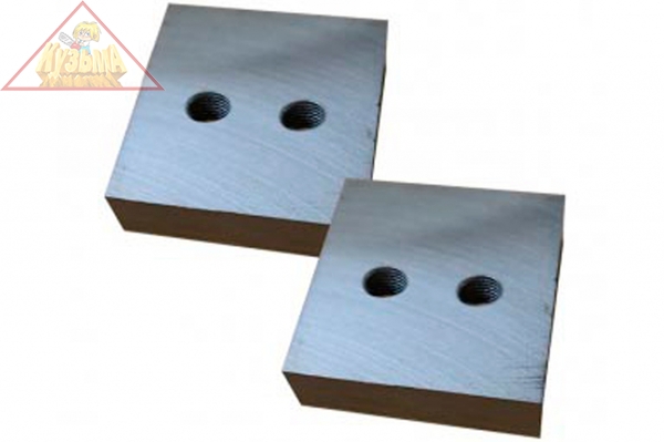 Нож для резчика арматуры ТСС-GQ 40A, GQ 42A (к-т из 2-х деталей, 2 отверстия М14, 84х84х26мм) 490449