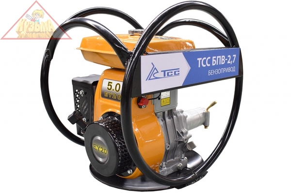 Бензопривод к глубинному вибратору и водяной помпе ТСС БПВ-2,7  018110